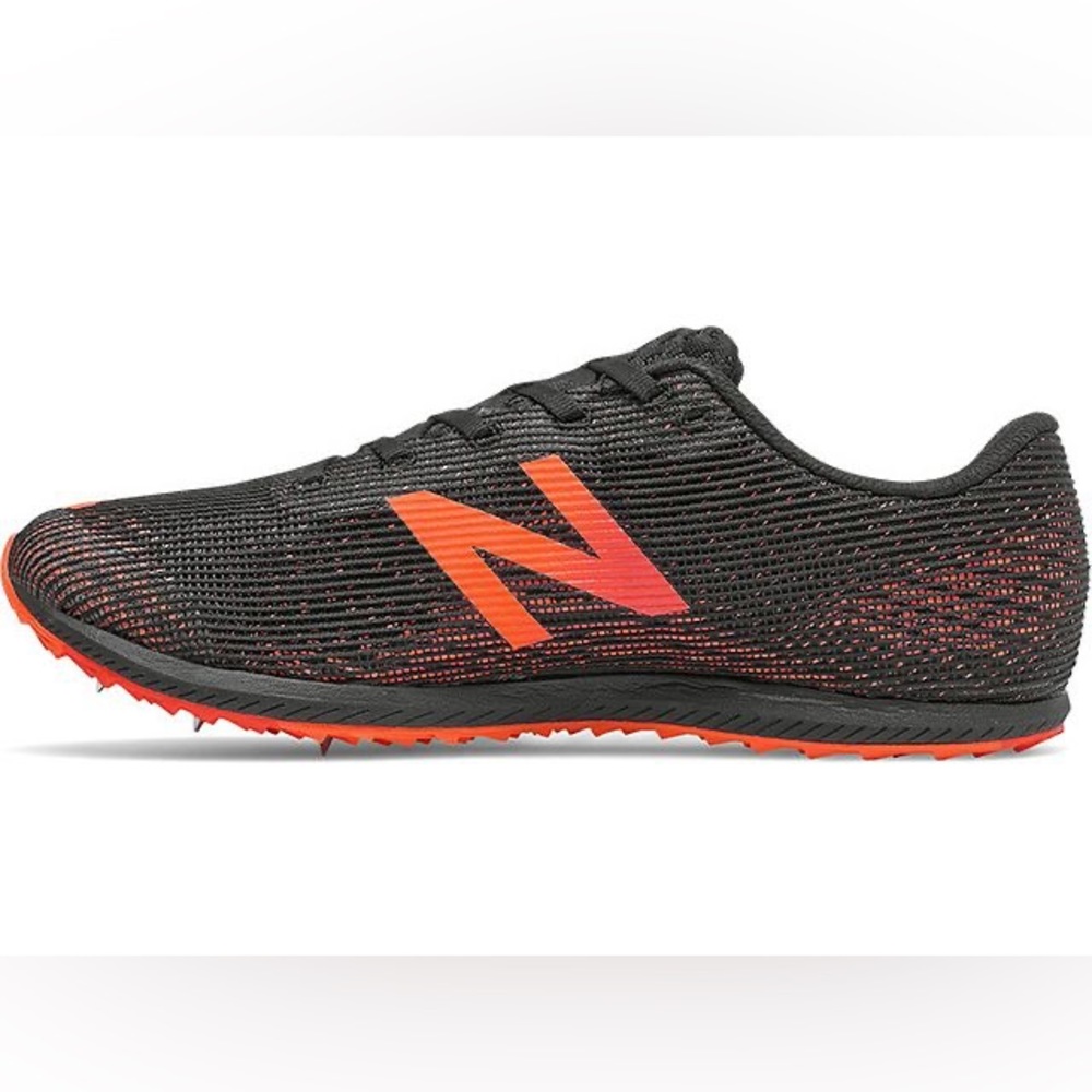 Men’s new balance track shoes